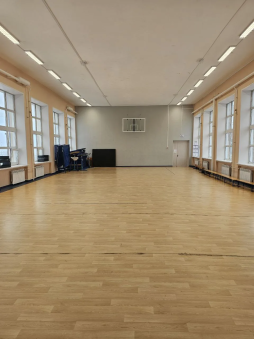 Спортивный зал площадью 187 м2